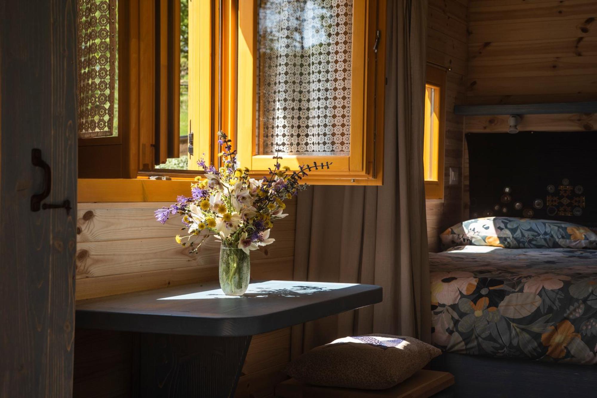 Agriturismo La Rovere - I Carrozzoni Gitani Cossano Belbo Екстериор снимка
