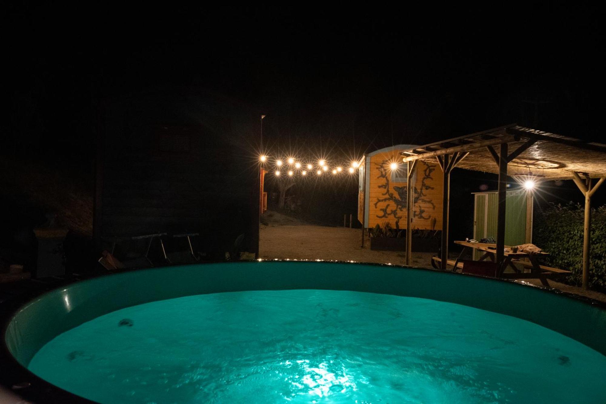 Agriturismo La Rovere - I Carrozzoni Gitani Cossano Belbo Екстериор снимка